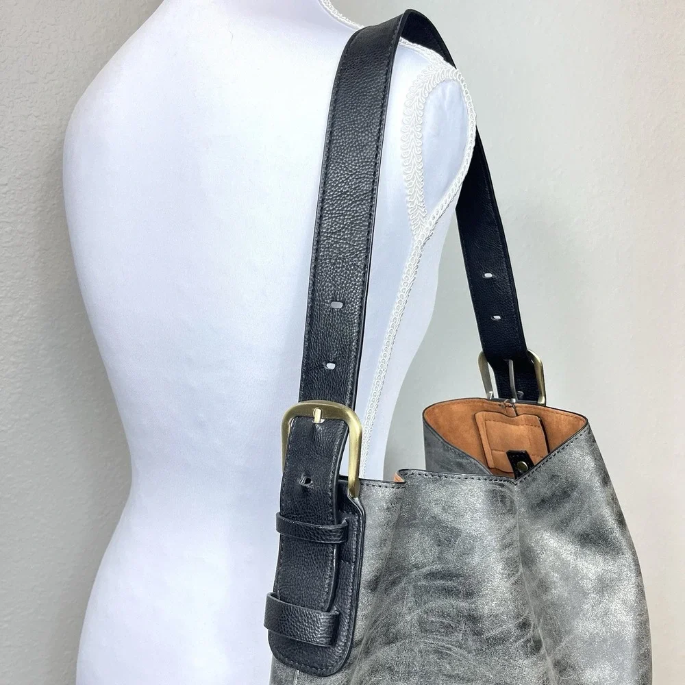 Joy Susan Classic‎ Hobo Vegan Leather Handbag Metallic Platinum Slouchy Grunge